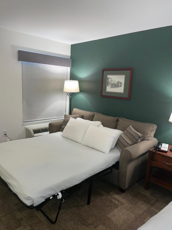 בילינגס Boothill Inn And Suites מראה חיצוני תמונה